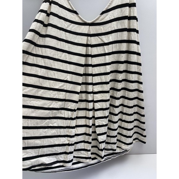 Max Edition Stripped Tank Top - Picture 6 of 9